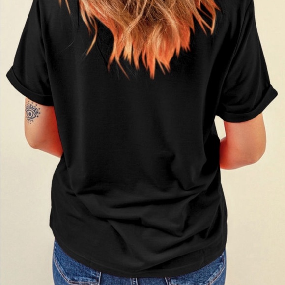 Black “Hey Boo” Halloween Ghost Short-Sleeve Graphic Tee - Picture 2 of 5